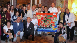 「なごみ屋の大漁旗が国際親善の一役に♪」写真集へ